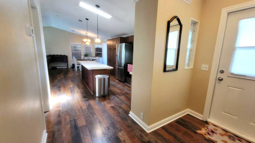 519 Tahiti Drive a Lake Wales, FL Mobile or Manufactured Home for Sale